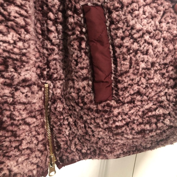 Altar’d State Reversible Faux Fur / Quilted Vest - Picture 4 of 6